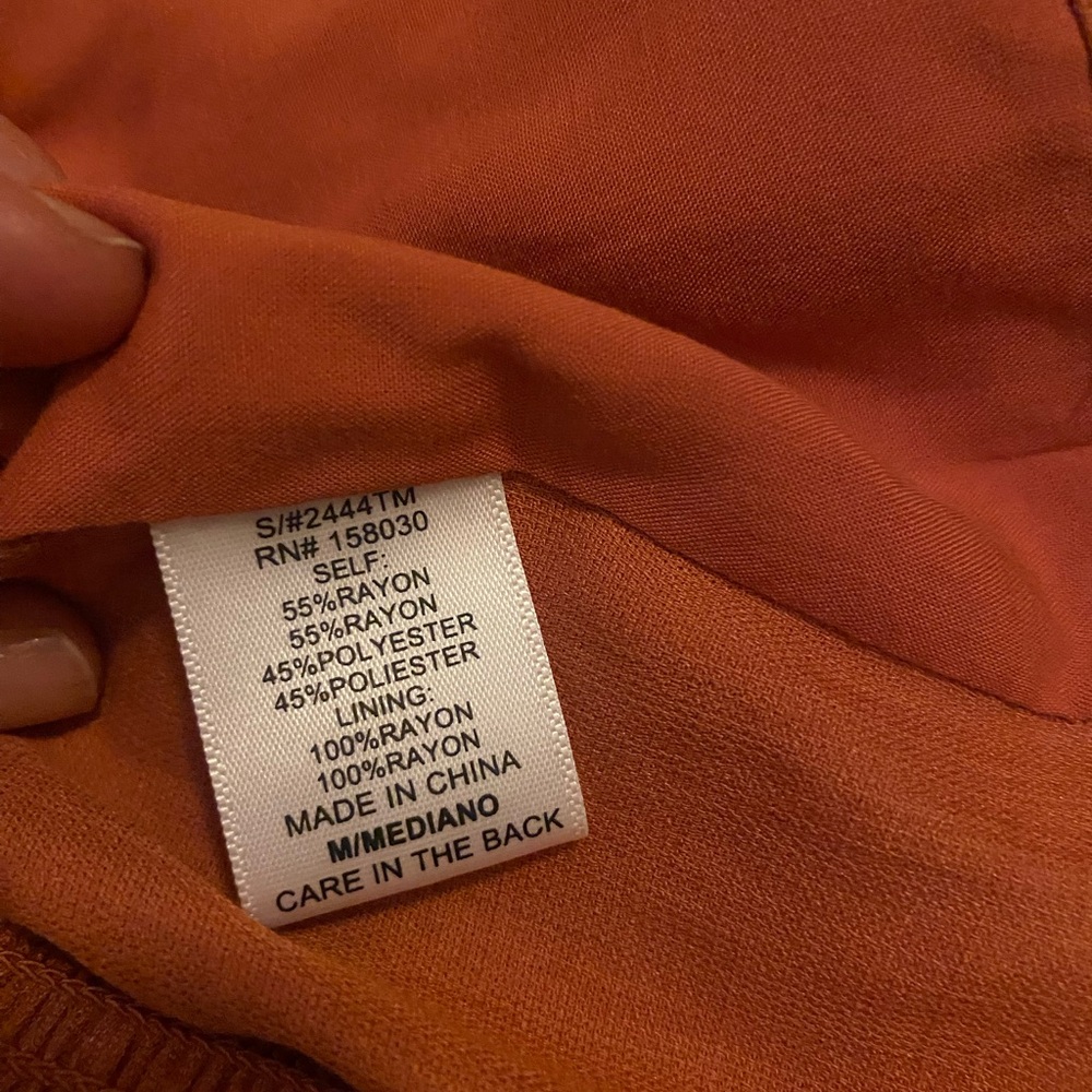 Rust Puff Sleeve Button-Up Crop Top - Picture 3 of 4